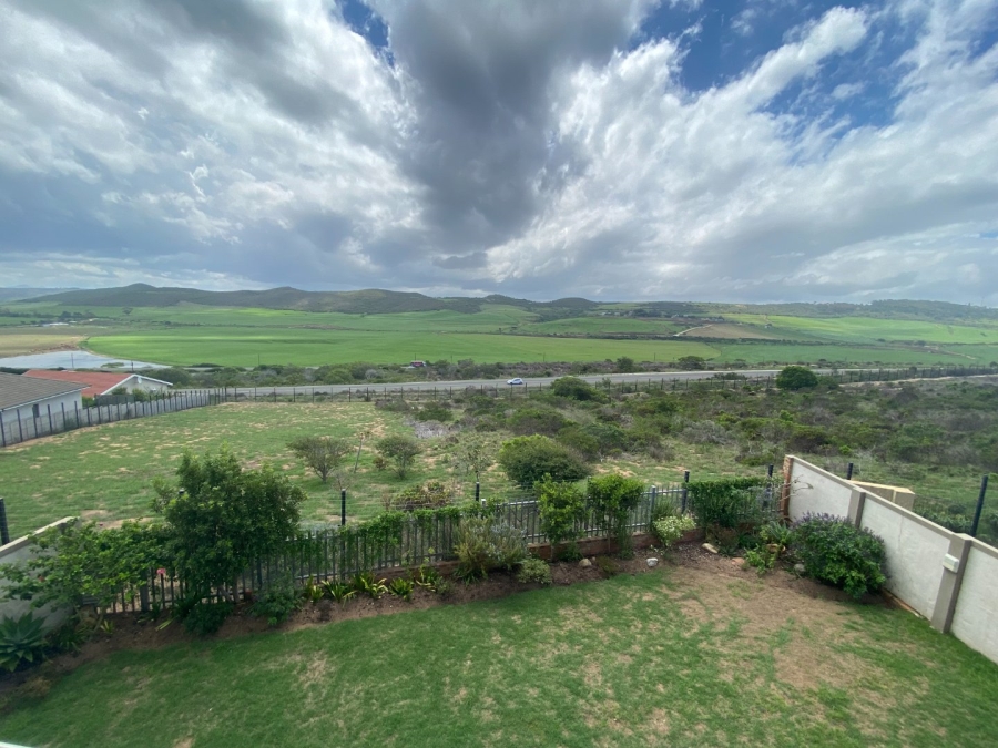 3 Bedroom Property for Sale in Reebok Western Cape